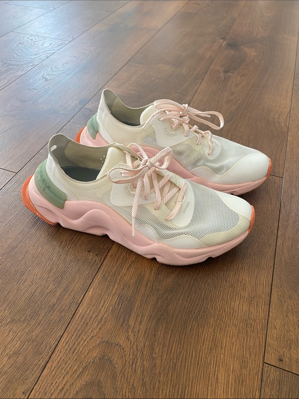 Sorel Kinetic RNEGD Float Sneakers Chalk Eraser Pink Women’s Size 8